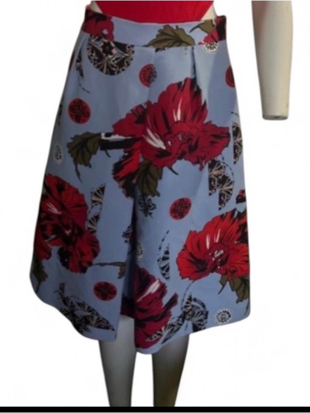 SHEIN Red and White Floral falda